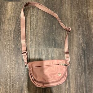 Lululemon Athletica Dusty Pink Crossbody Bag- Micro 2L